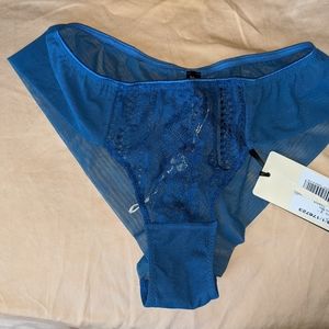 Christies ' Diana' blue slip 2/S NWT